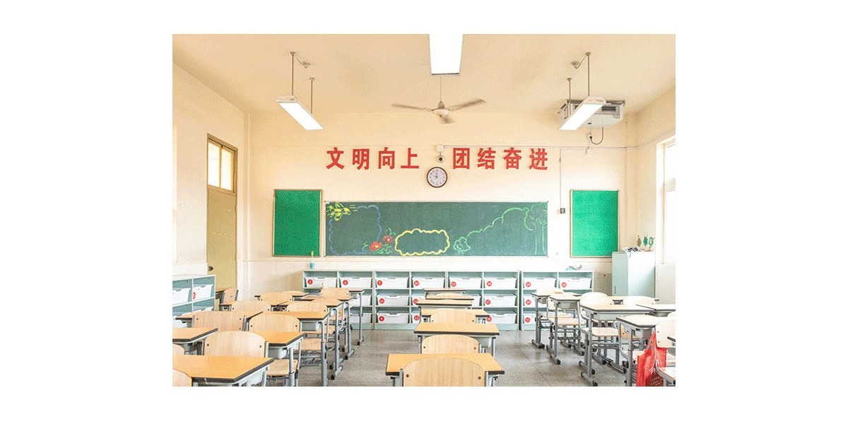 教室照明衛(wèi)生標(biāo)準(zhǔn)要達(dá)100％，那就選華輝照明準(zhǔn)沒(méi)錯(cuò)~